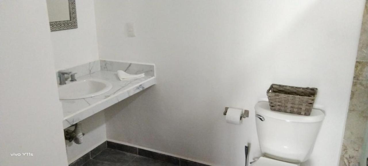 Casa Aura - King Suite With Kitchen And Balcony - 1St Floor 이슬라무헤레스 외부 사진